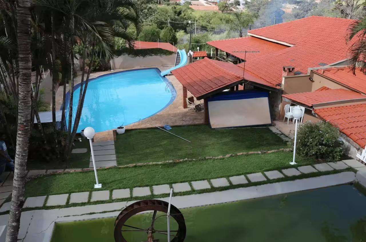 Hostel Leão de Judá Espaço Varanda em Londrina, PR - Capacidade para 40 pessoas - Com estacionamento, banheiros