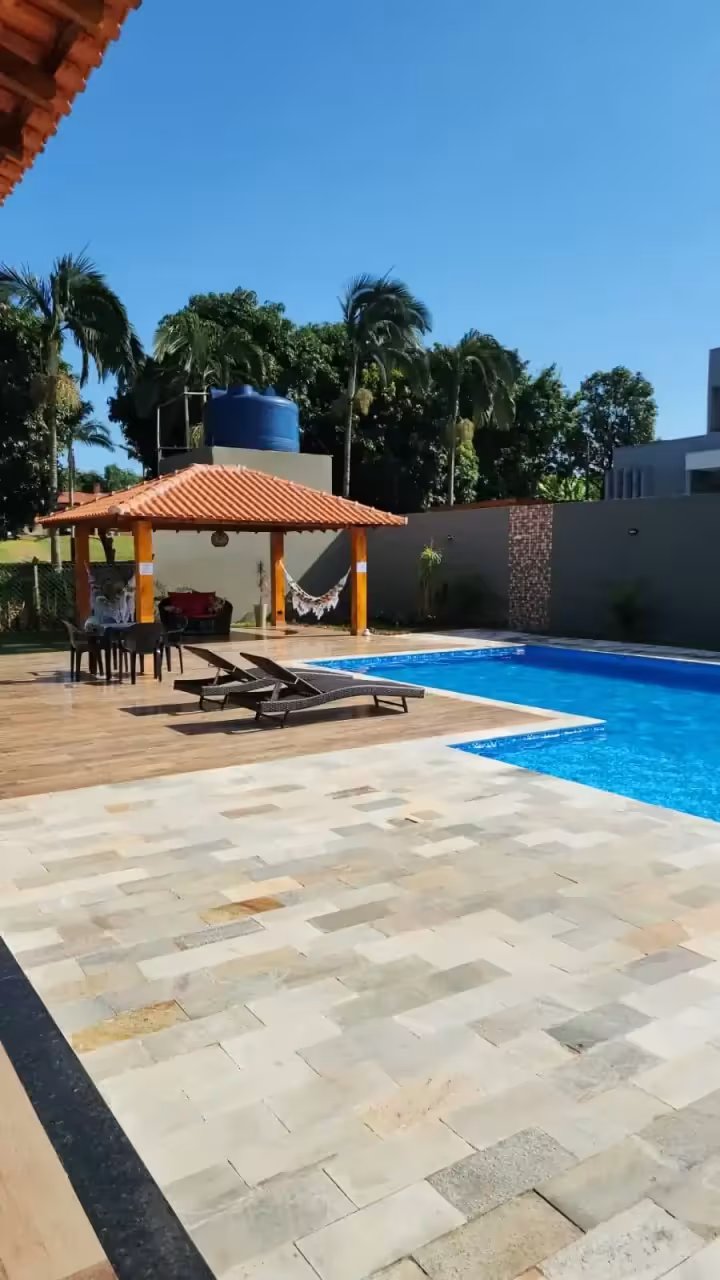 Recanto Mahallo em Londrina, PR - Capacidade para 100 pessoas - Com piscina, churrasqueira_coberta