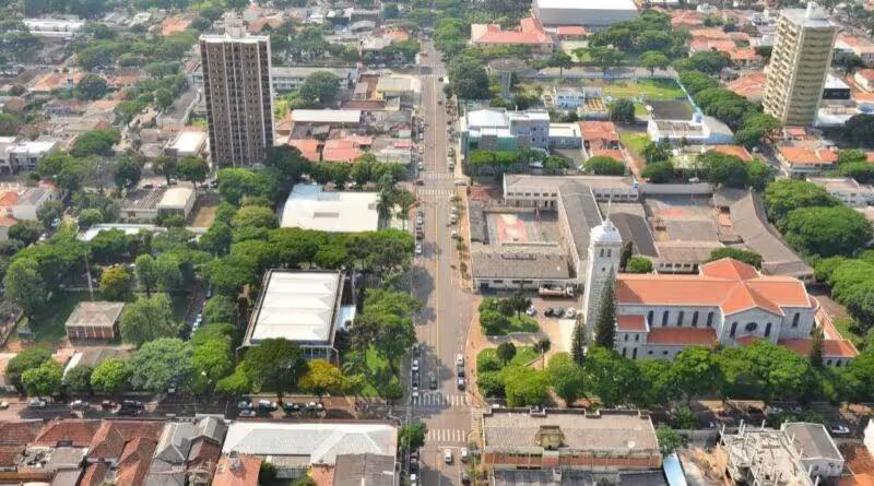 Chácara em Mandaguari com piscina e estrutura completa para eventos e lazer