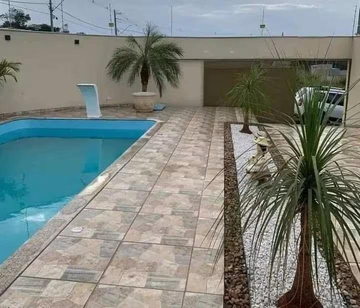 Recanto Deus Proverá em Ibiporã, PR - Capacidade para 40 pessoas - Com banheiros, churrasqueira