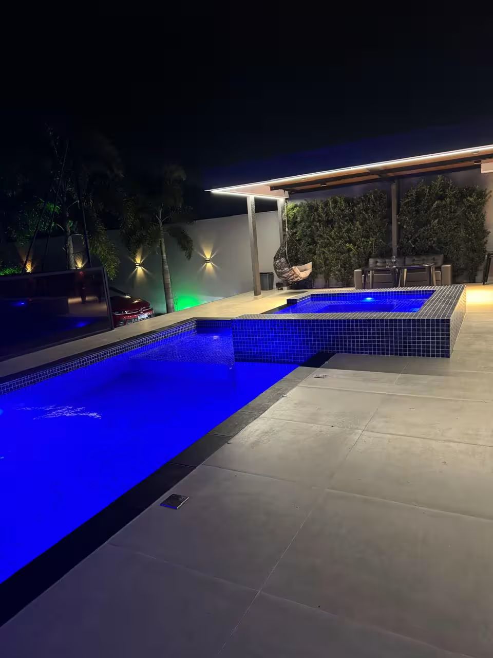 Chácara Cesnik em Maringá, PR - Capacidade para 30 pessoas - Com estacionamento, banheiros