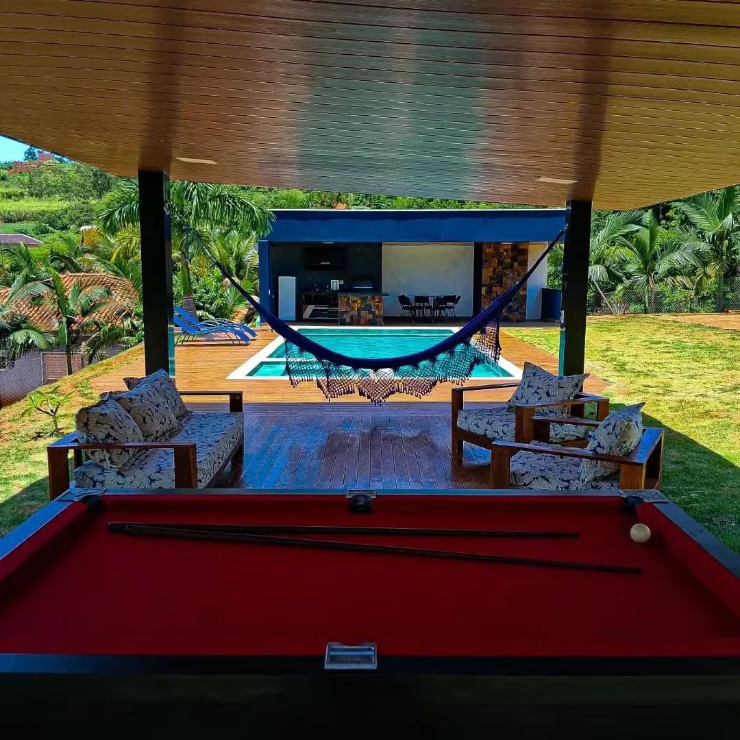 Chácara Quinta do Arvoredo em Londrina, PR - Capacidade para 40 pessoas - Com estacionamento, banheiros