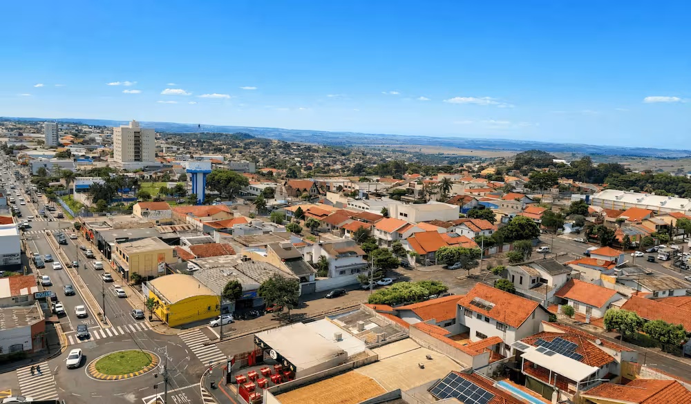 Vale a pena investir em imóveis em cidades médias?